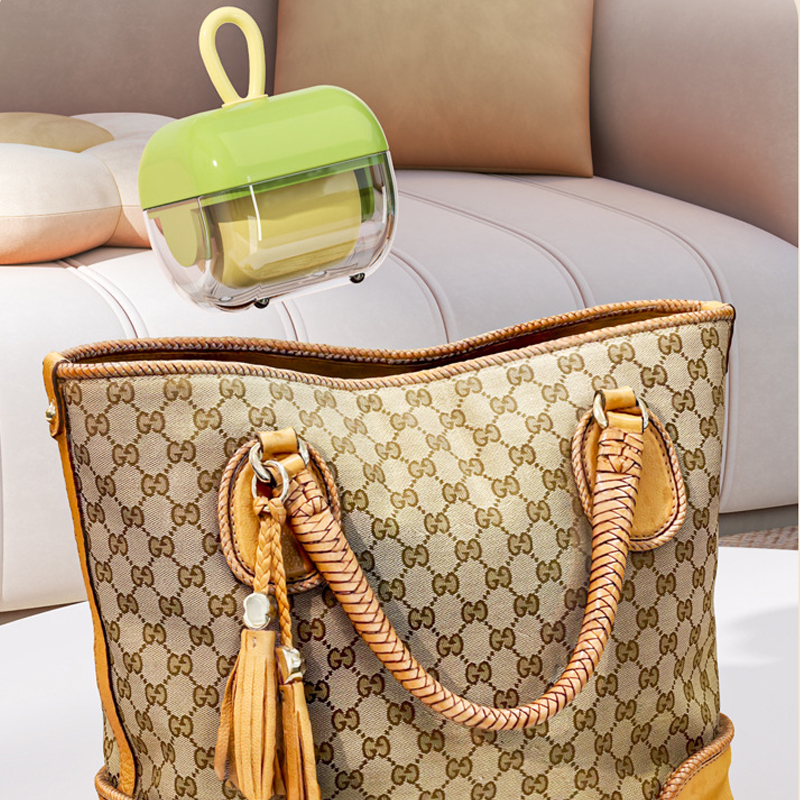 Magic Hair and Dust Lifter